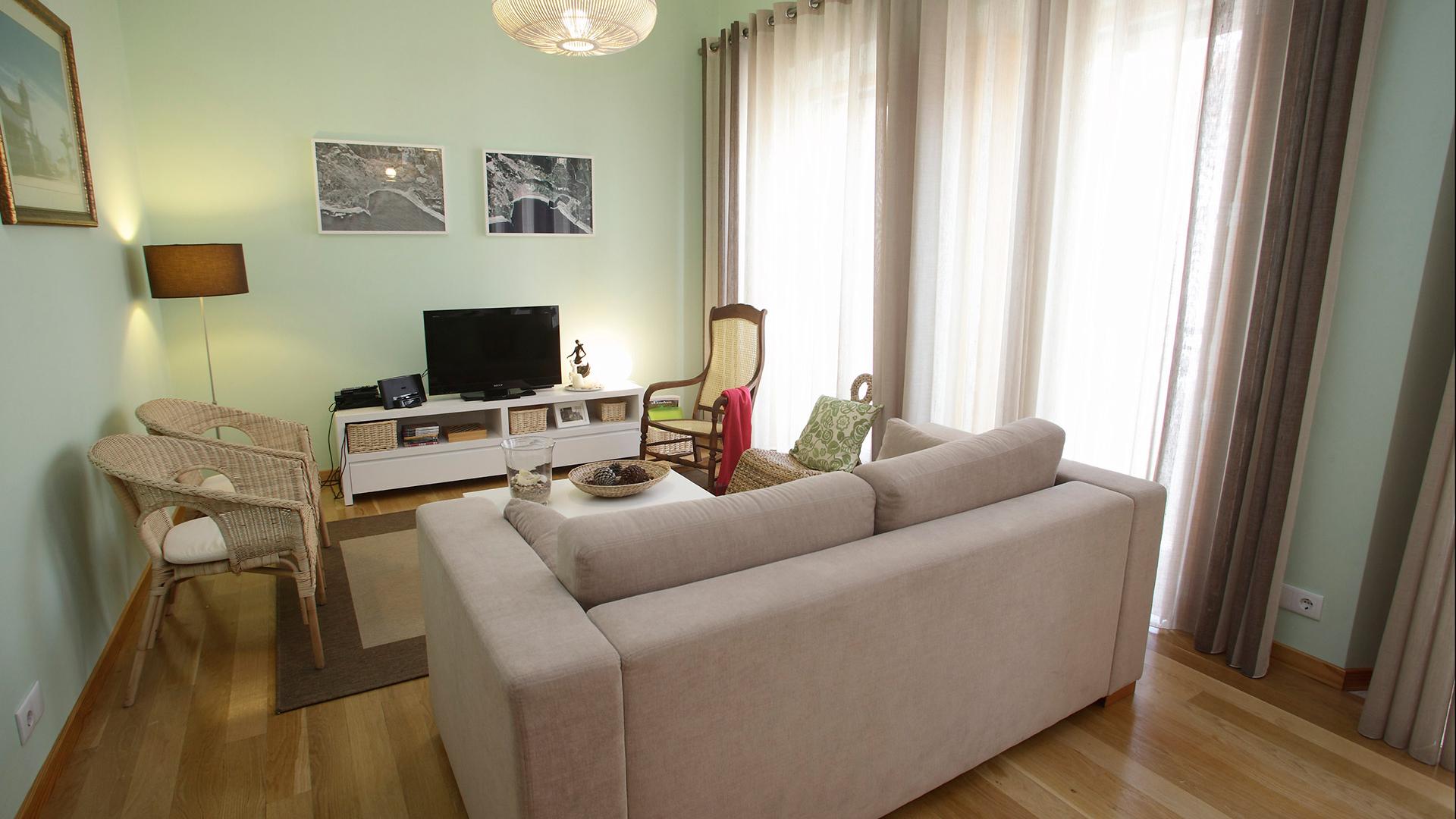 CASA DA IRENE - APARTAMENTO T2 (1º andar) CASA DA IRENE - APARTAMENTO T2 (1º andar)