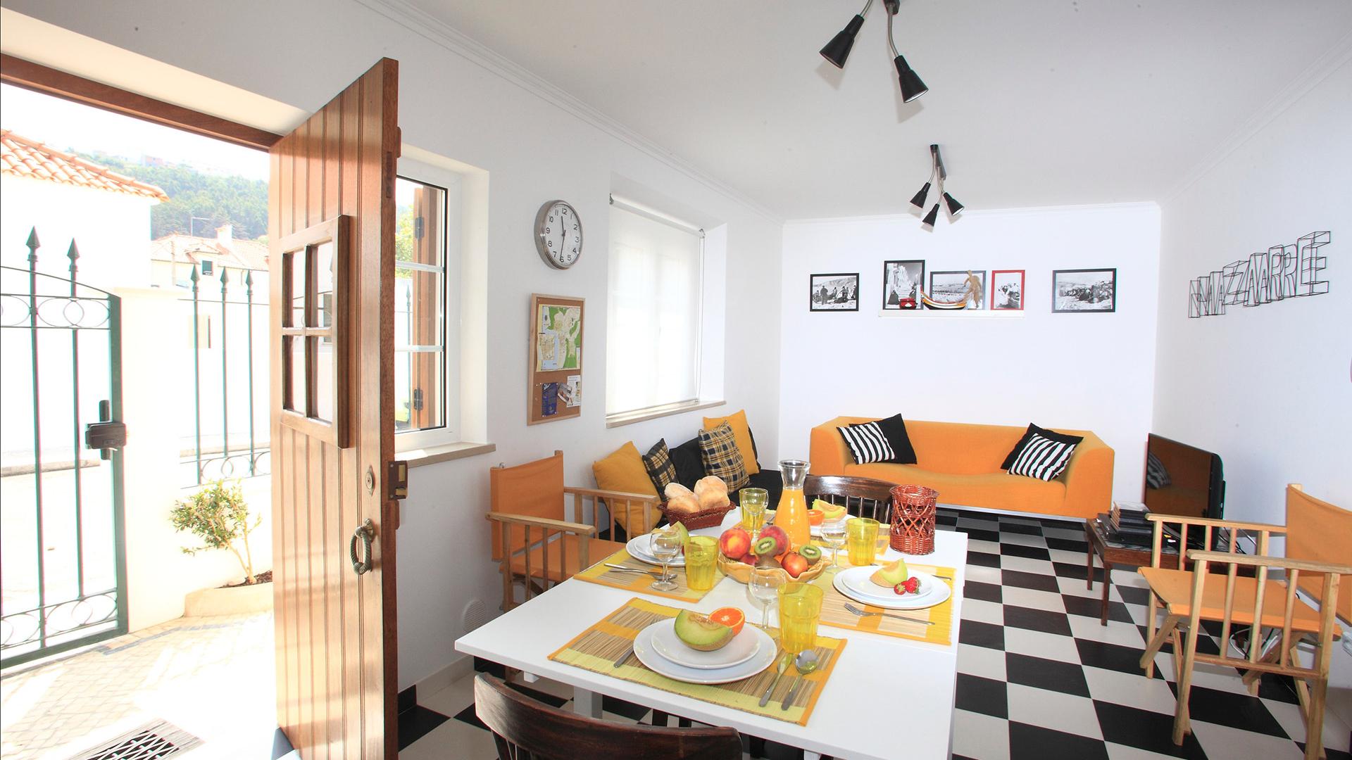 CASA DO JOAQUIM DA PRAIA - APARTAMENTO T2 (Rés-do-chão)