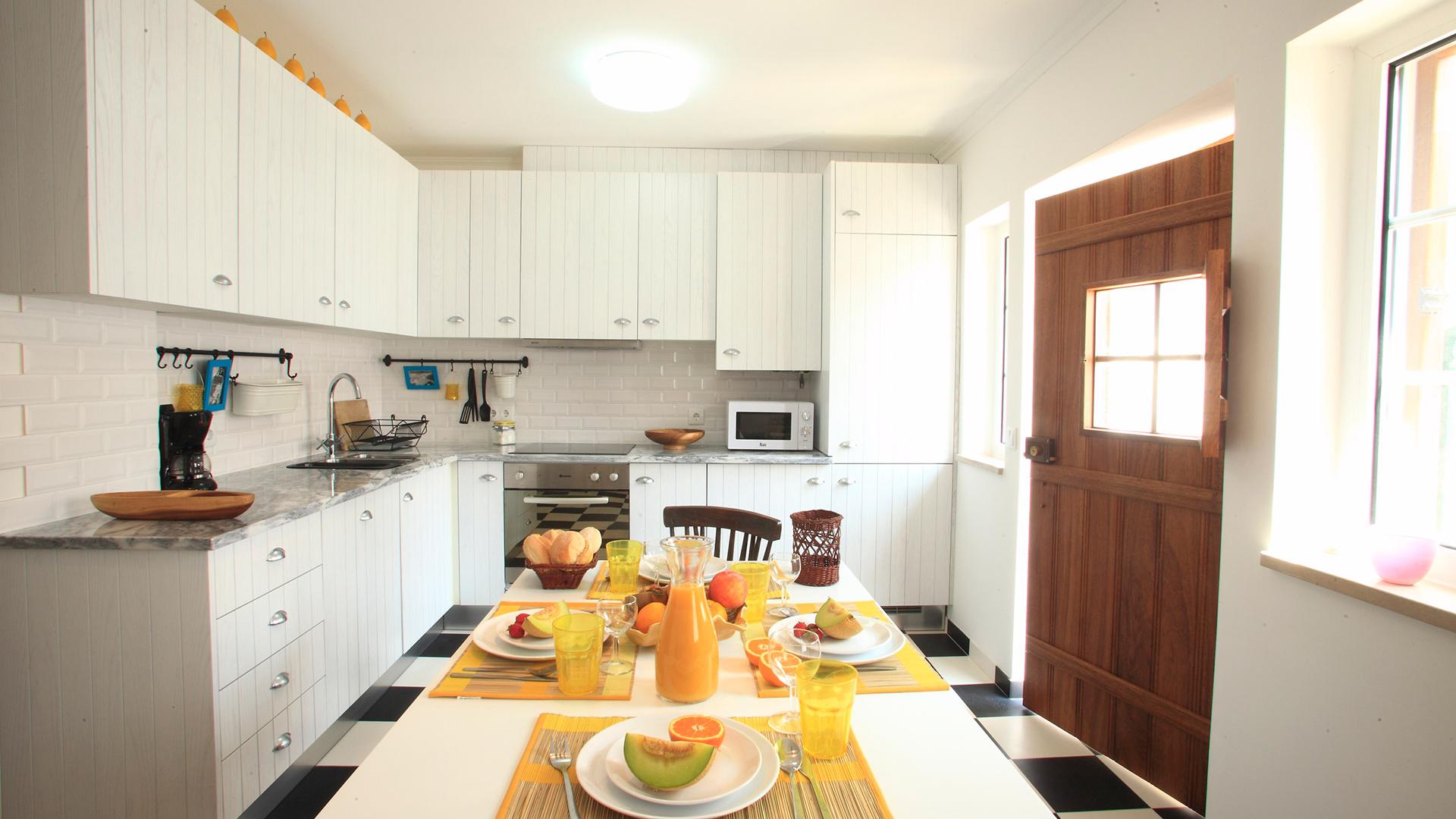 CASA DO JOAQUIM DA PRAIA - APARTAMENTO T2 (Rés-do-chão) CASA DO JOAQUIM DA PRAIA - APARTAMENTO T2 (Rés-do-chão)